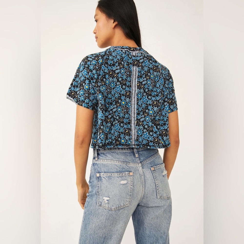 NWOT Free People Sammie Floral Print Tee in Dark Combo.  Size XS - Picture 7 of 15